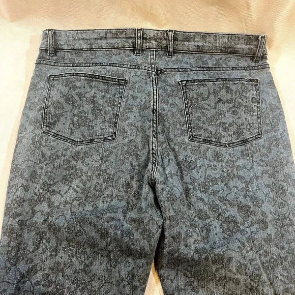 UNO Jeans Mustang‎ Sally Patterned Straight Leg Jean Womens Size 16/L32 - Picture 4 of 12